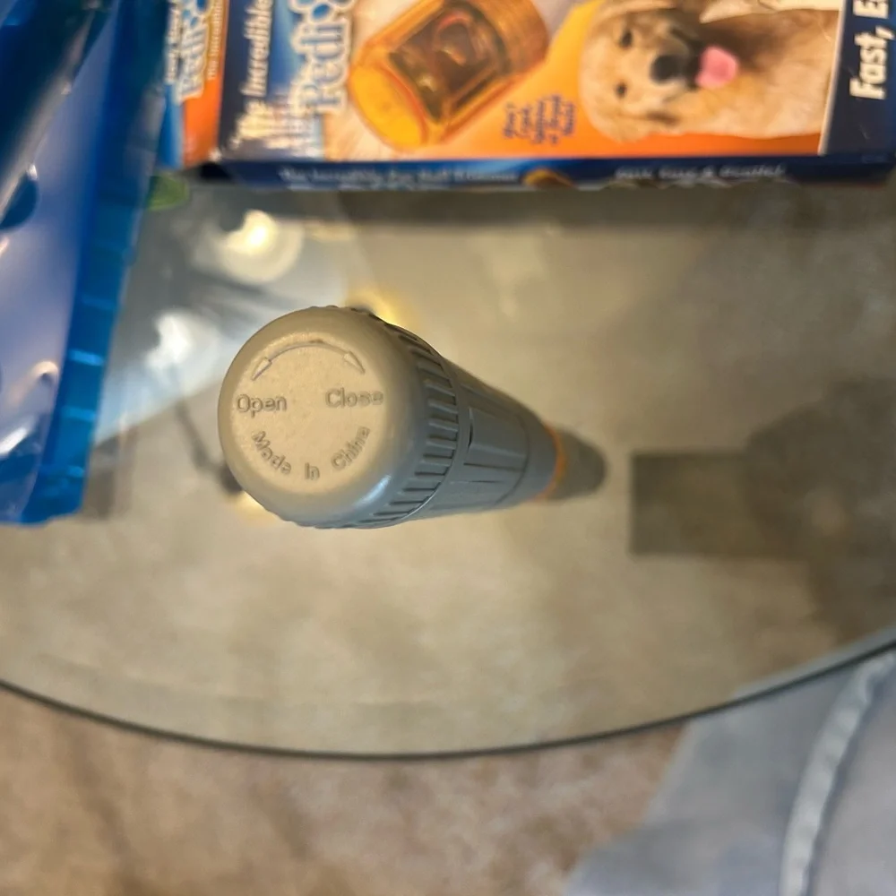 Petal & Pup Pedi Paws Pet Nail Trimmer - White, Blue, Orange pre owned